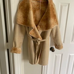 Romeo and Juliet fur collar coat